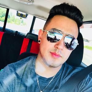 Meet your Posher, Daniel